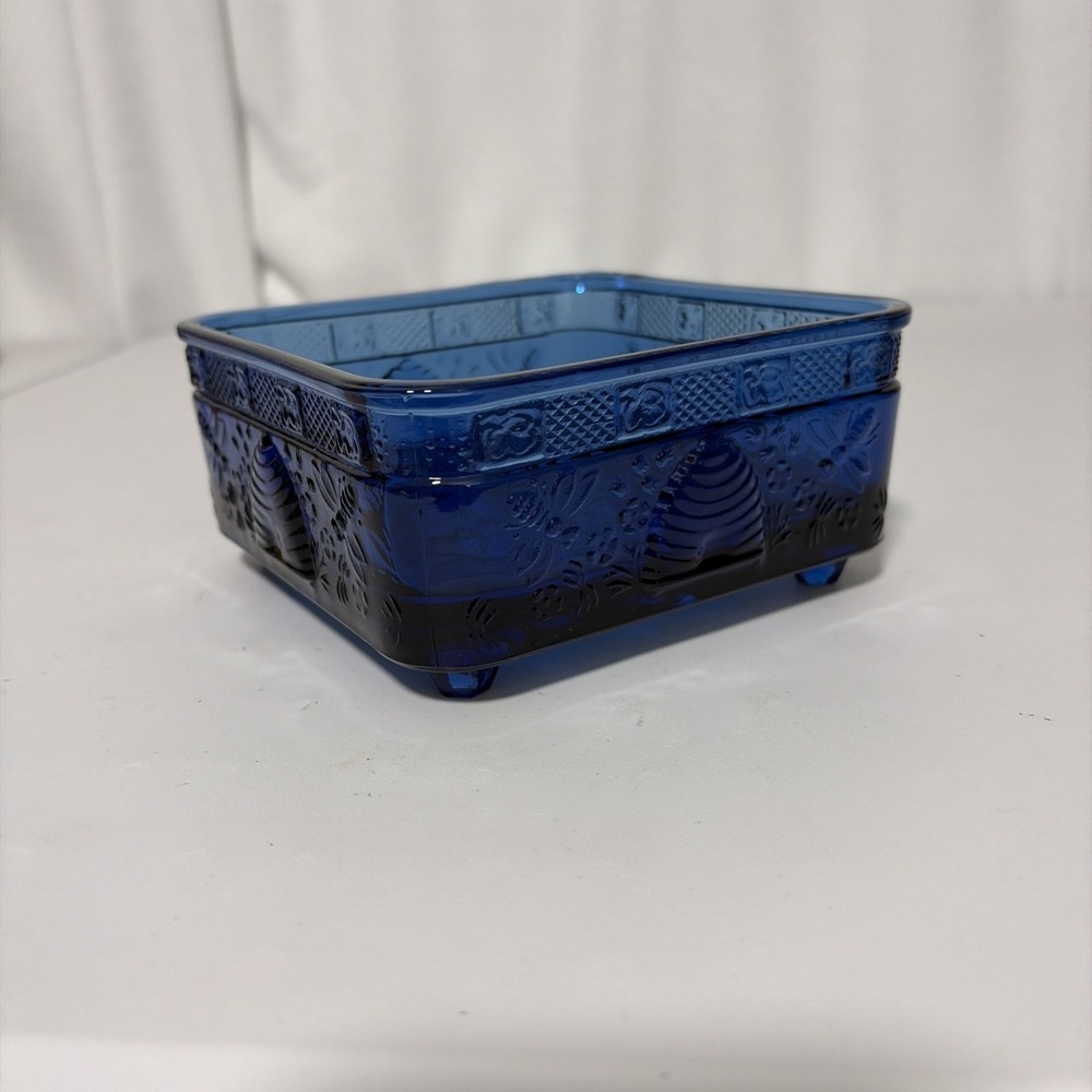Vintage Cobalt Blue Tiara Indiana Glass Honey Bee Box Bottom Only Candy Dish